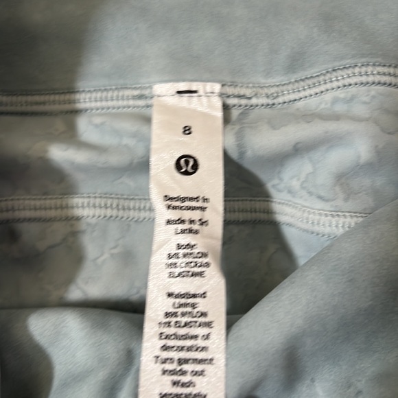 Lululemon Fast and Free Short Blue Denim Color Short Tights Side pockets 8 - Picture 4 of 10